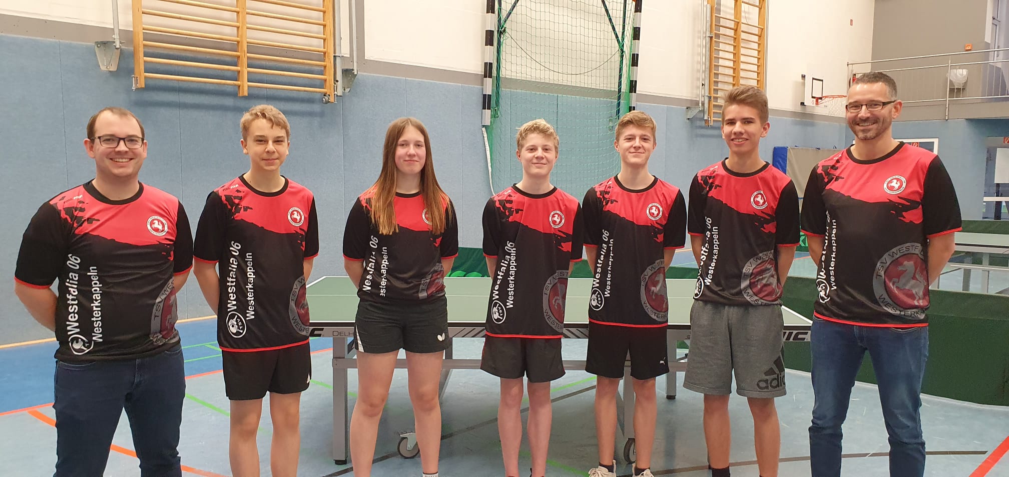 v. l.: Trainer Erik Moldenhauer, Leon Feder, Alicia Fortmann, Philipp Spieker, Frederic Spieker, Jannis Icken, Trainer Sascha Mochner. es fehlt: Adrian Diekmann