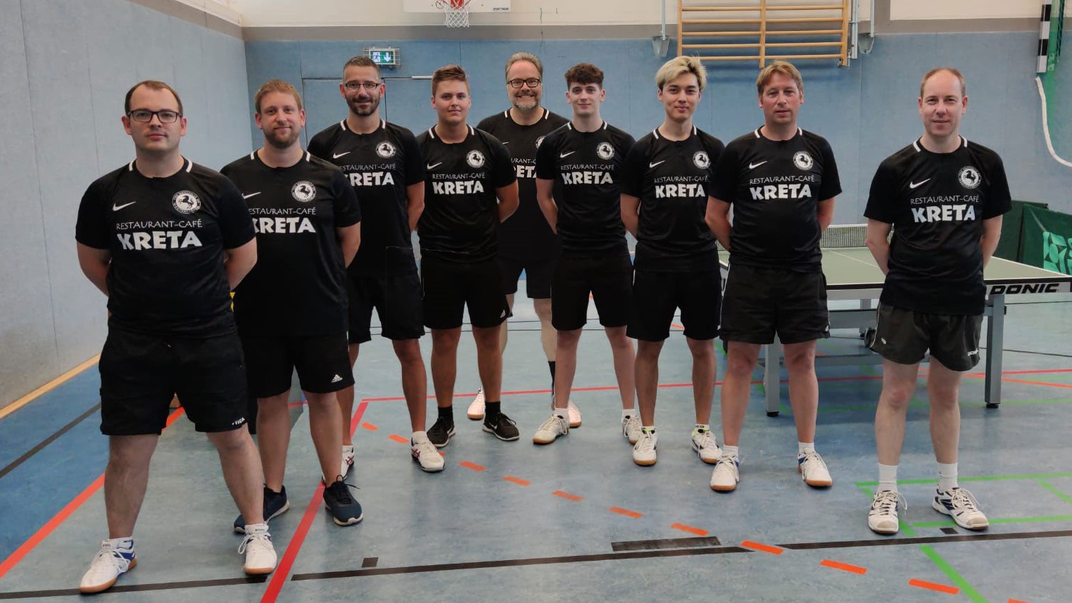 v. l.: Erik Moldenhauer, Daniel Garsetz, Sascha Mochner, Daniel Kodde, Jens Averwerser, Jan Fortmann, Marvin Witt, Michael Schoppenhauer, Thorsten Maier. Es fehlen: Jetullah Selimi und Lukas Voskuhl