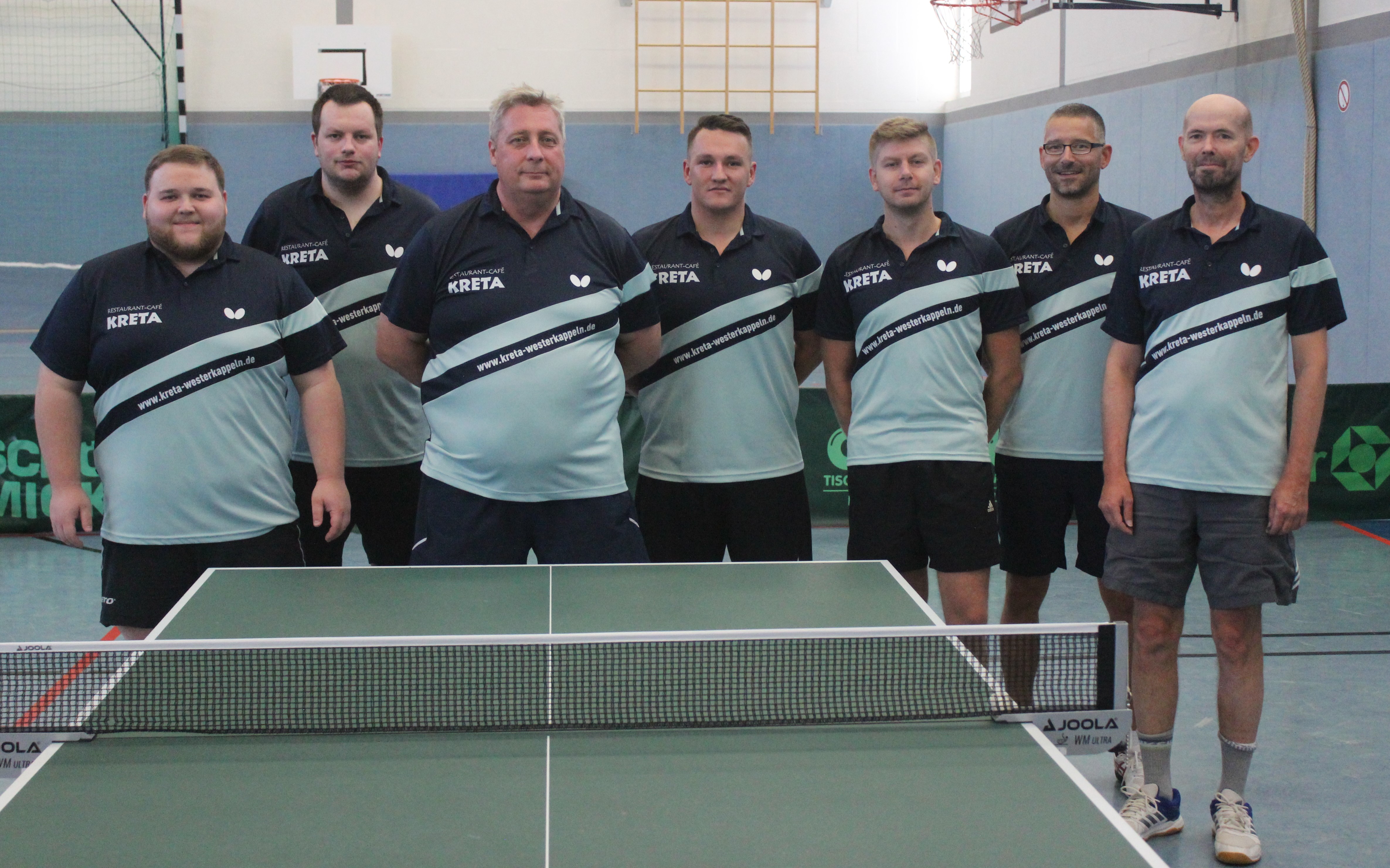 v. l.: Sergej Schwebel, Philip Simon, Dmitriy Demtschuk, Dominik Woyciechowski, Philip Wilmshöfer, Stammersatzspieler Sascha Mochner, Dirk Siepmann. es fehlt: Jetullah Selimi