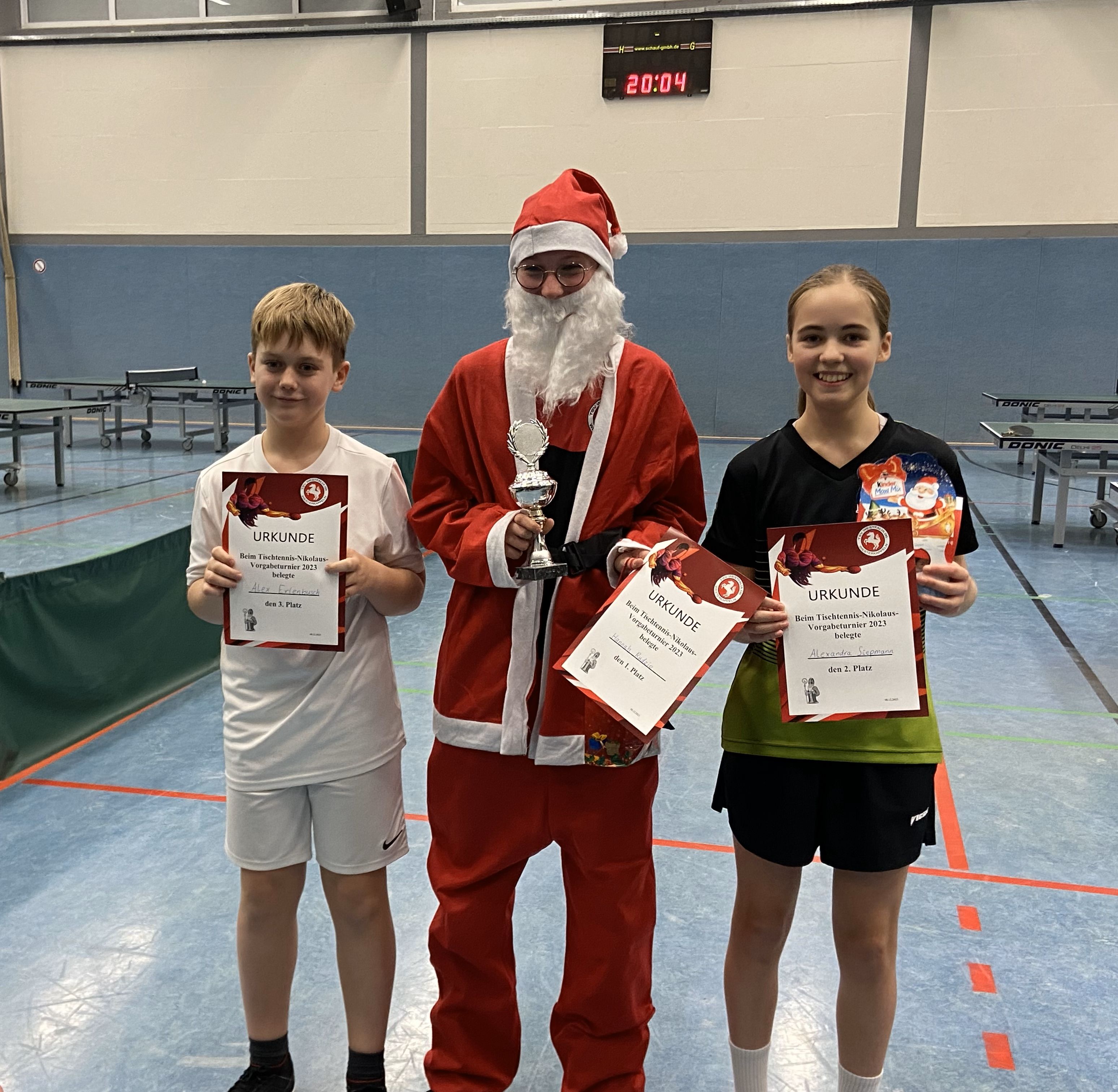 TT: Ho ho ho – Nikolausturnier 2023 der Tischtennisabteilung